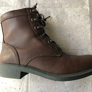 Kodiak leather lace-up boots women’s